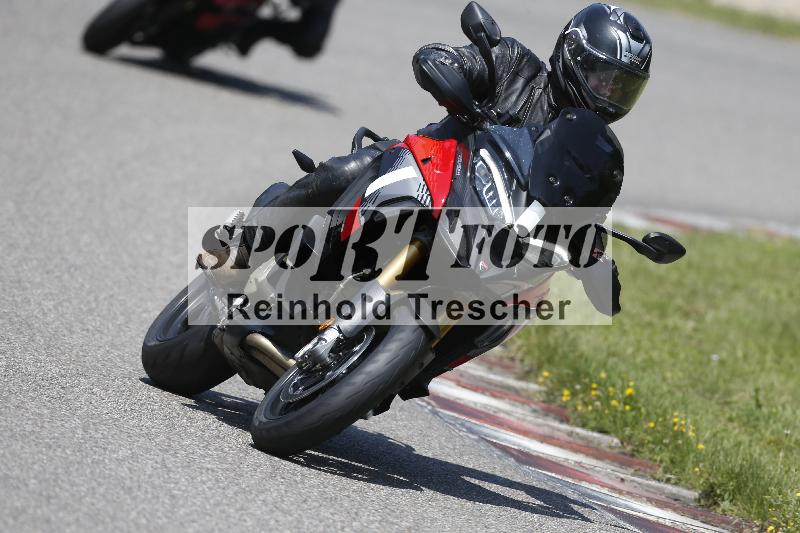 /Archiv-2025/26 11.06.2025 Peter Studer have fun ADR/Gruppe blau/unklar